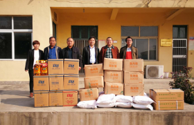 歡度重陽(yáng)節(jié)，愛(ài)心獻(xiàn)夕陽(yáng)