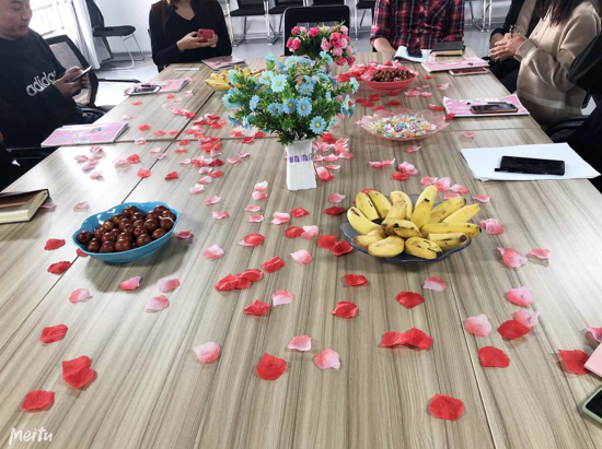 “青春ing，把心聲say出來”之金秋?主題交流會