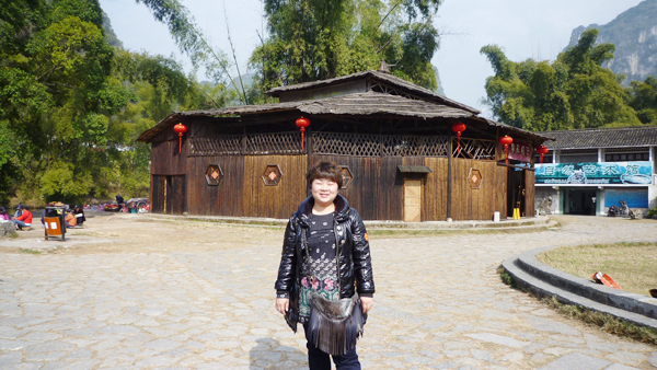 鄧基霞（市場部濟(jì)南地區(qū)經(jīng)理）